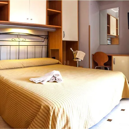 Hotel La Vigna 3*